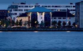 Pier 5 Hotel